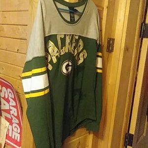 NFL juniors large green bay packers light sweater